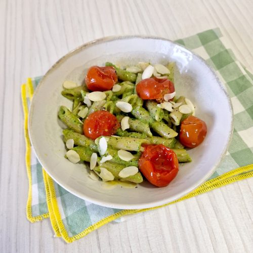macarrones-salsa-brocoli-espinacas