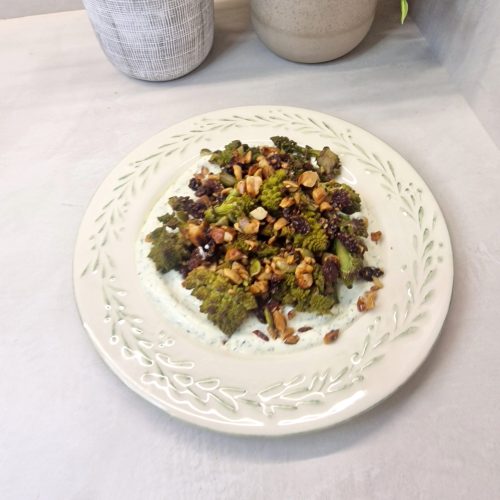 romanescu-yogur-frutos-secos
