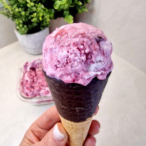 helado-nata-yogur-frutos-rojos
