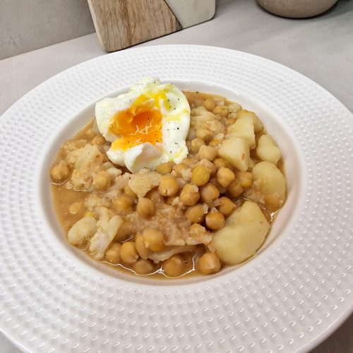 guiso-garbanzos-coliflor